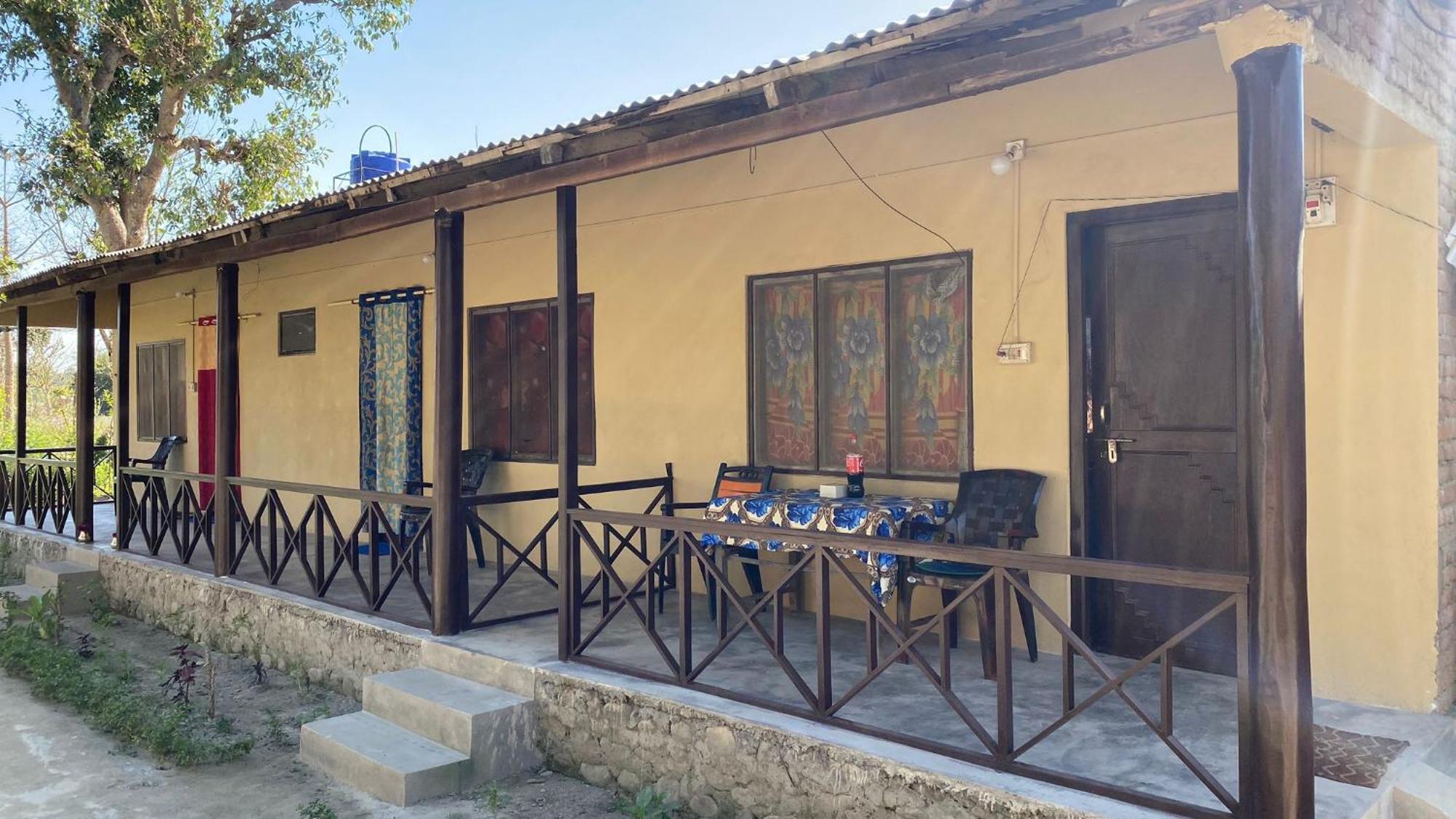 Nanu'S Bardiya Homestay Exteriör bild
